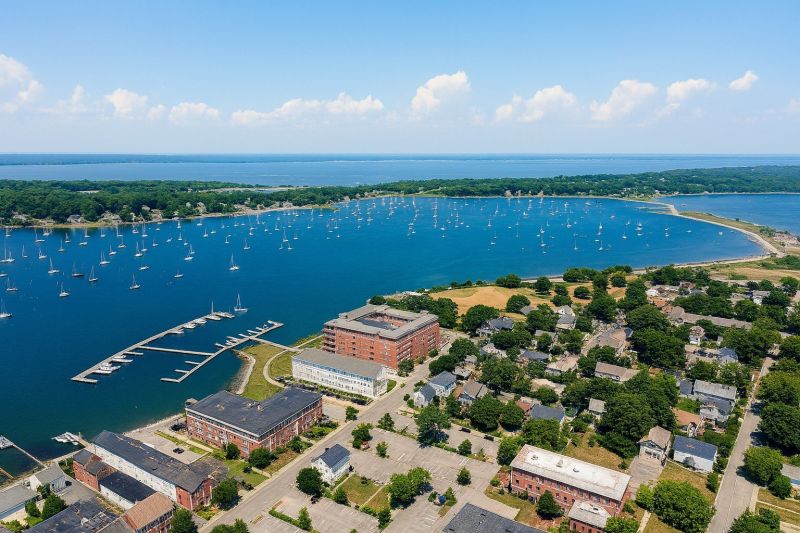 Best Siding Installation pros in Bristol, CT